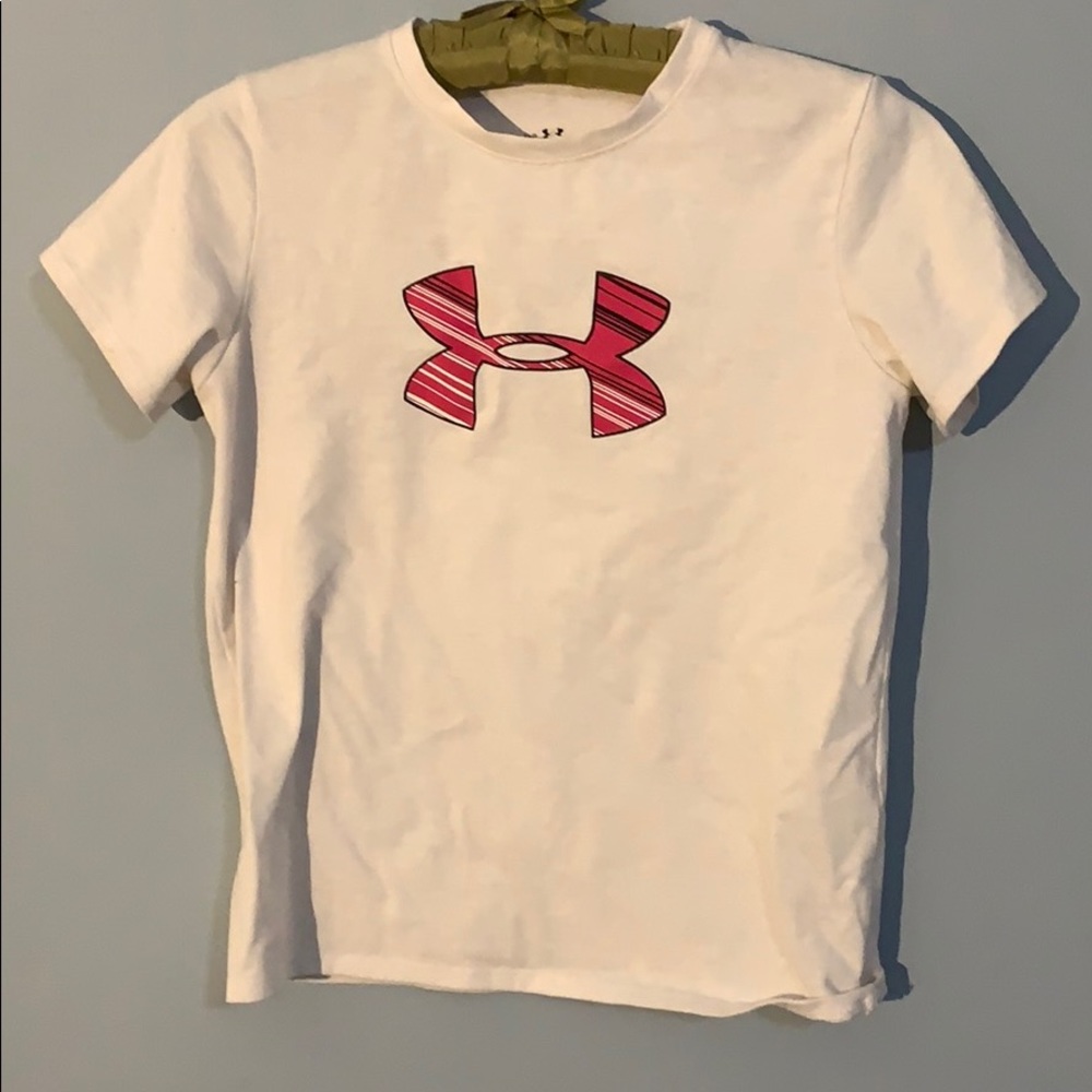 Girls under armour shirt
